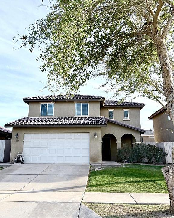 1st image of 620 McCarran Dr