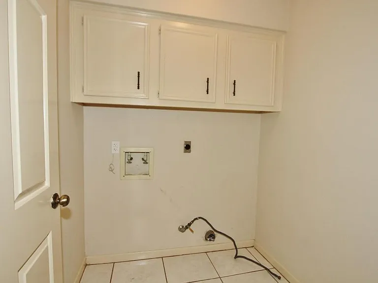 3339 Three Pines Dr — Photo 21