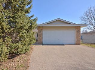 1704 Lacota Ln, Burnsville, MN 55337