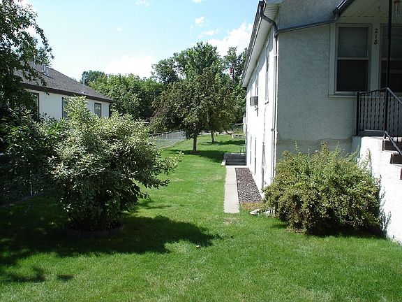Beautiful Yard/UG Sprinklers