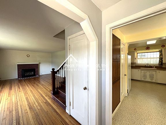 4th image of 2415 Colfax St