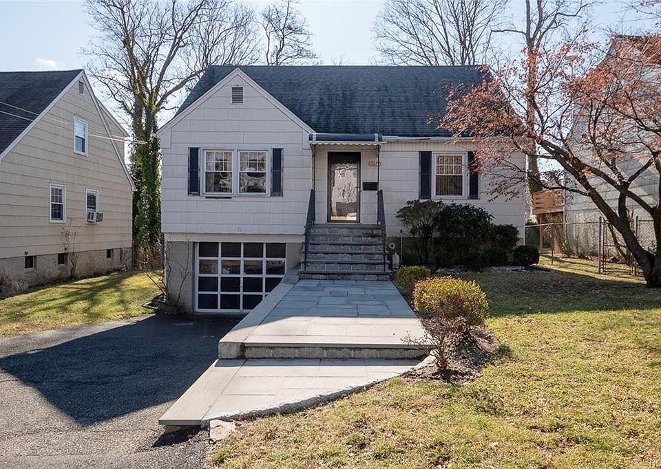 1st image of 81 Stratford Ave