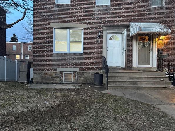 1109 Fanshawe St, Philadelphia, PA 19111