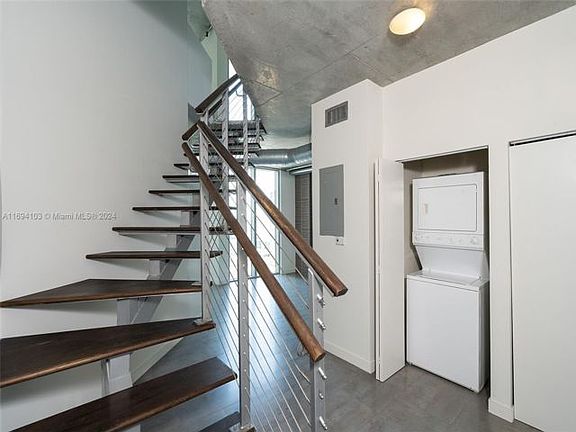 5th image of 690 SW 1st Ct Penthouse I21