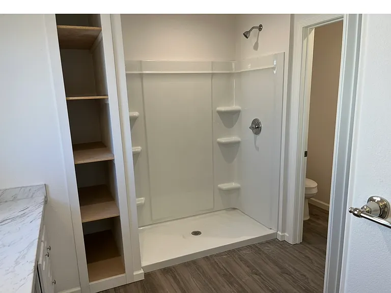 2740 Inverness Dr — Photo 10