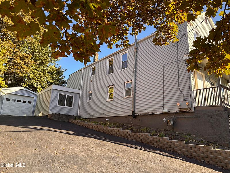 3rd image of 1572 3rd Street