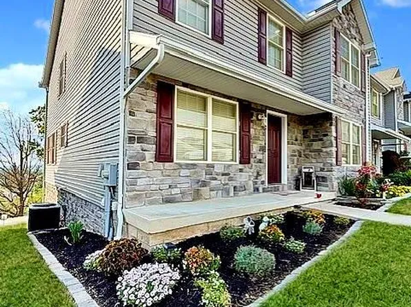 516 N Potomac St, Waynesboro, PA 17268