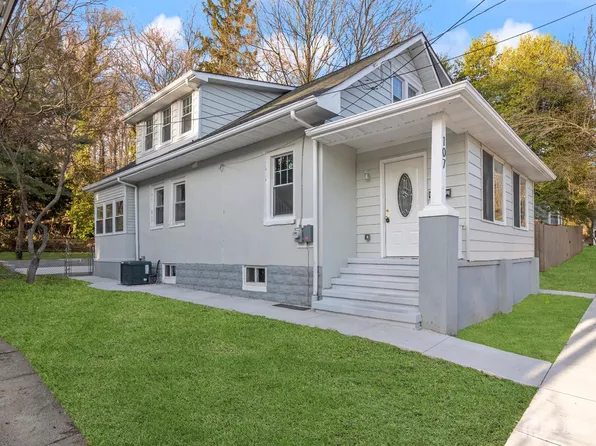 107 Rossell St, Mount Holly, NJ 08060