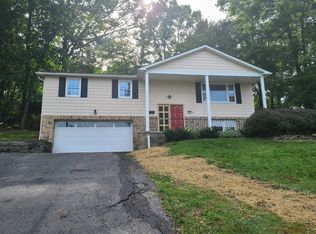 114 Carol Dr, Clarks Summit, PA 18411