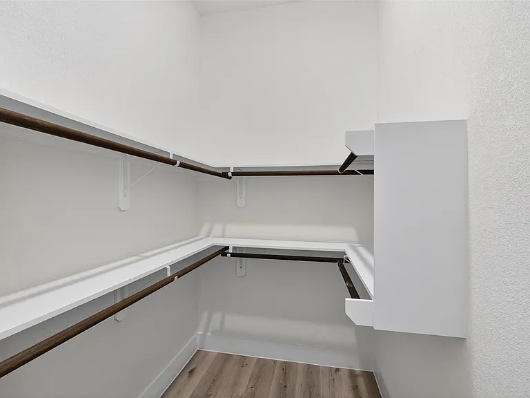5906 Saint Augustine St #F — Photo 25