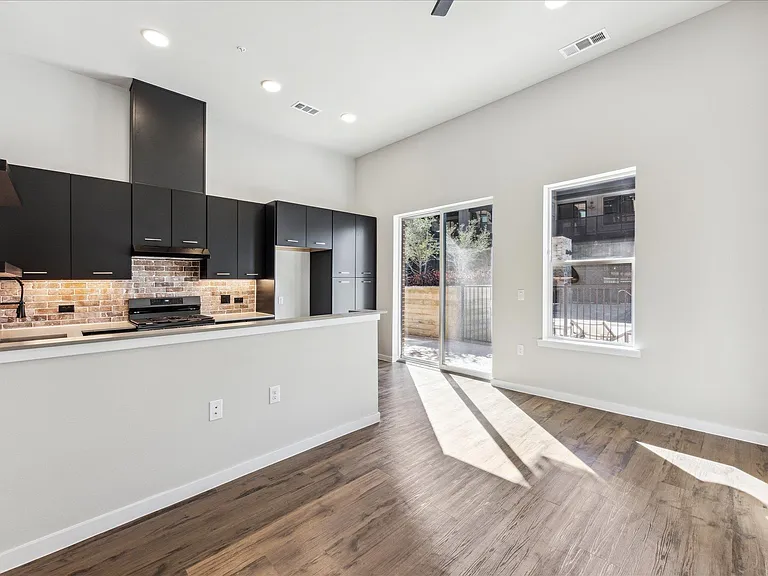 4510 Terry O Ln #106 — Photo 2