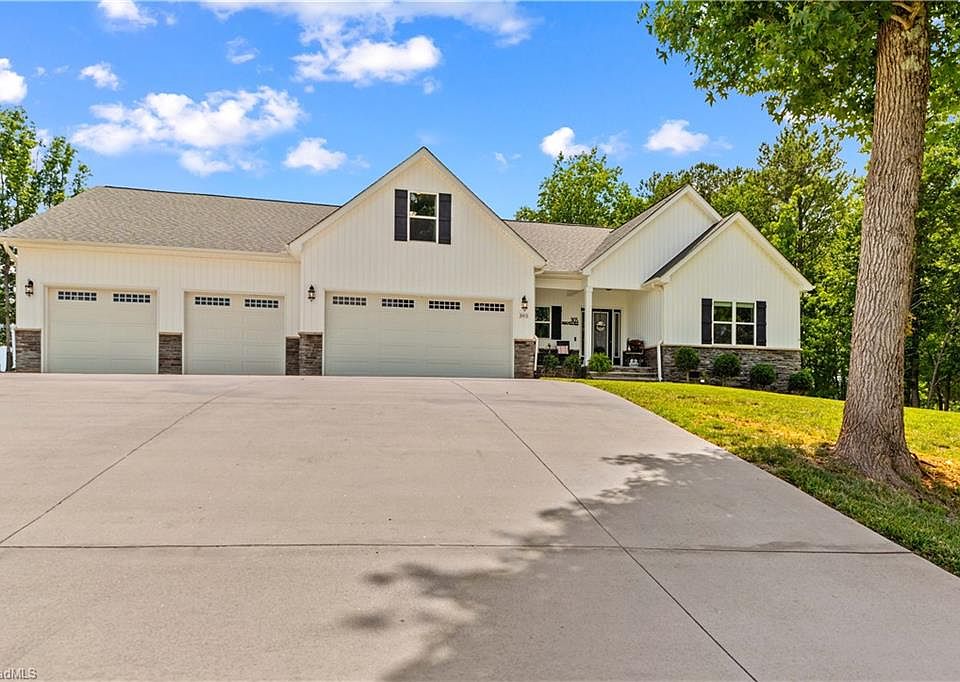 1st image of 305 Absher Farm Loop