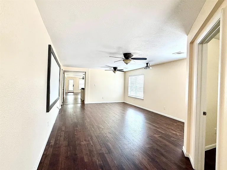 15906 Arapaho Bend Ln — Photo 2