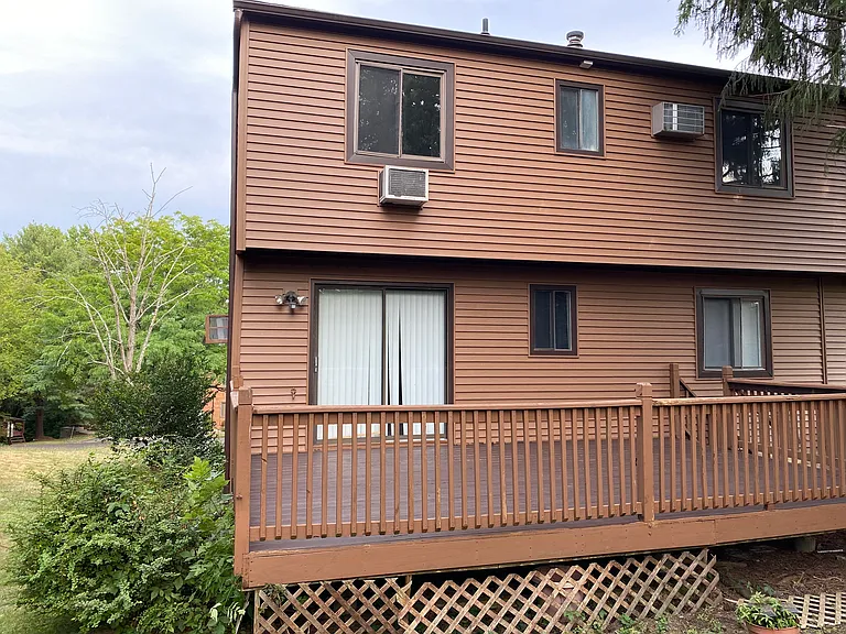 32 Hilltop Cir — Photo 16