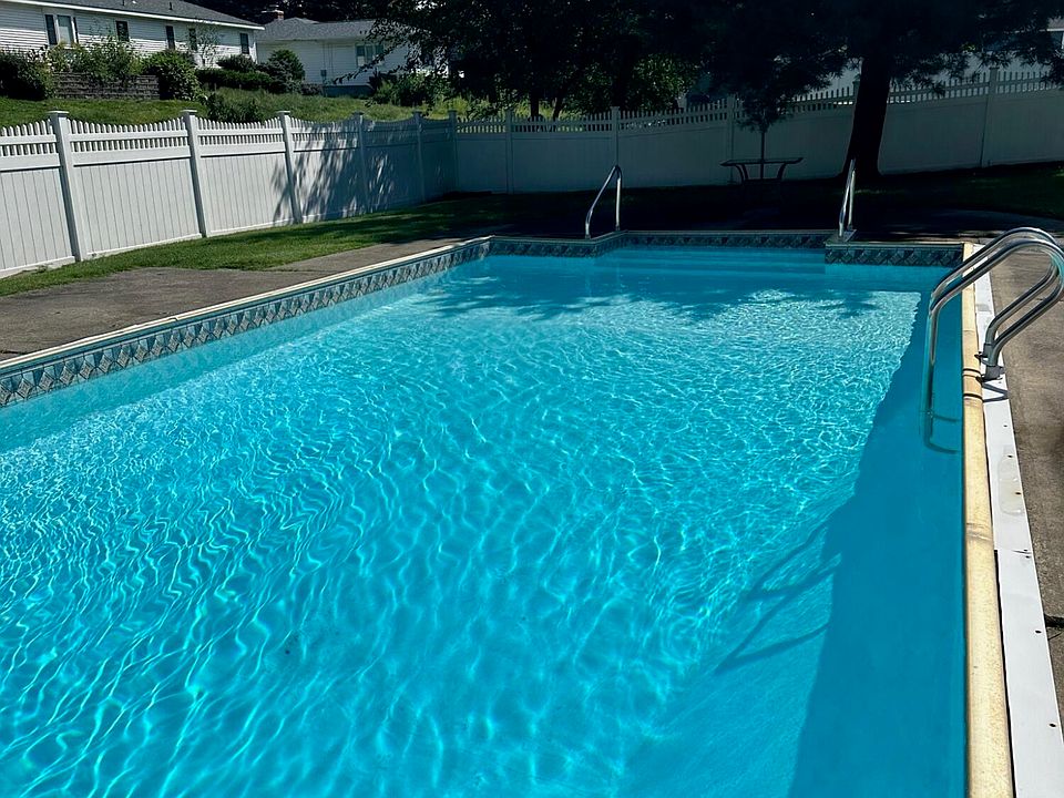 4 Turf Lane, Loudonville, NY 12211 Zillow