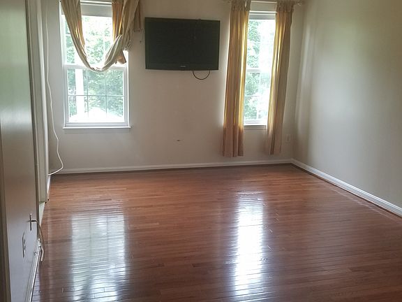 5th image of 3836 Koval Ln