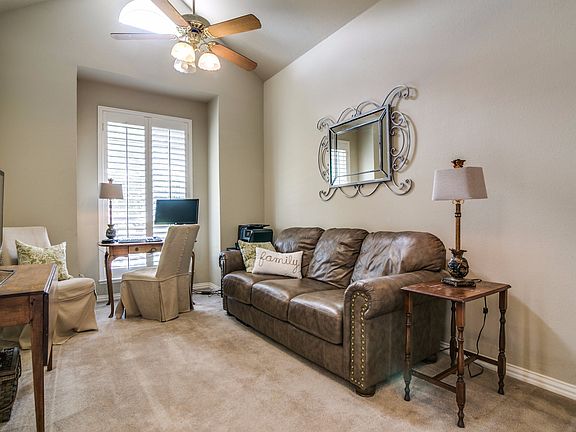 4th image of 4505 Lake Hill Dr