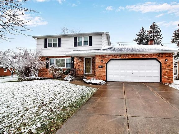 2nd image of 100 Lordan Dr