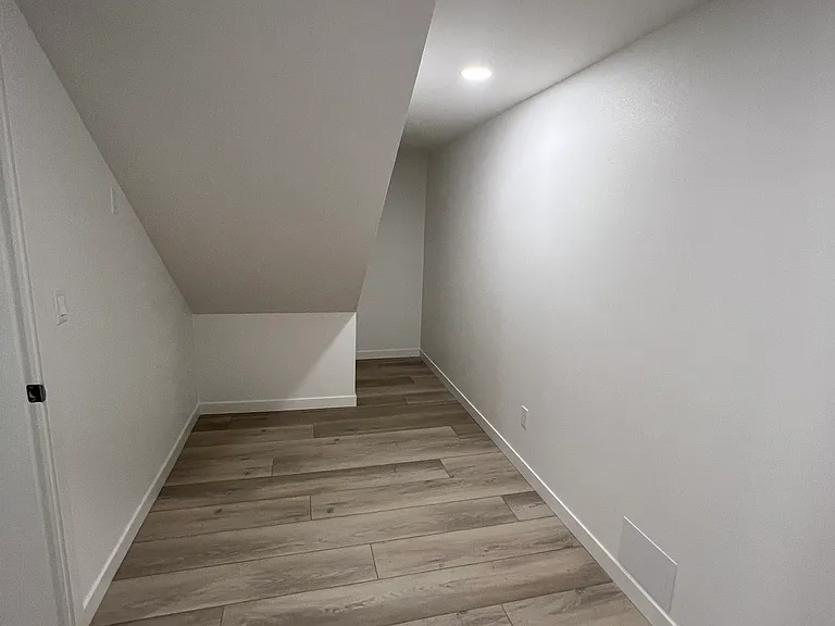 14402 SE Main St #B — Photo 23