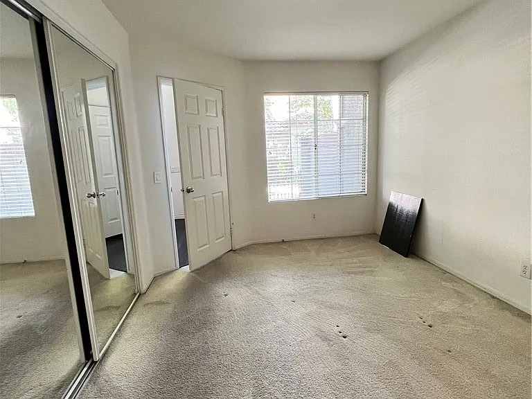 36 Kalmia Pl — Photo 8
