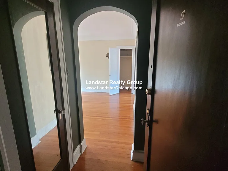 1914 W Morse Ave #3N — Photo 1