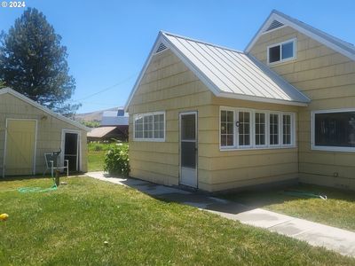 195 E Record St, Halfway, OR, 97834