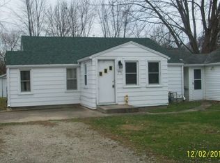 711 W Washington St, Watseka, IL 60970