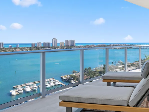 220 Lake Shore Dr #2112, West Palm Beach, FL 33403