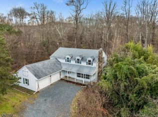 24 State Park Rd, Chester, NJ 07930