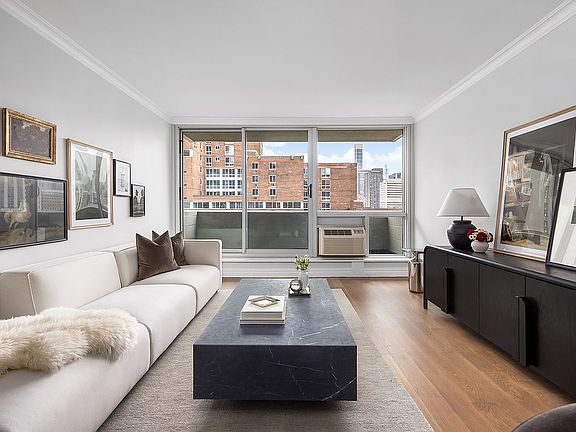 3rd image of 625 Main St APT 834
