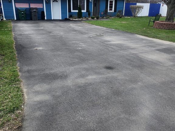 2nd image of 1203 W Mishawaka Rd