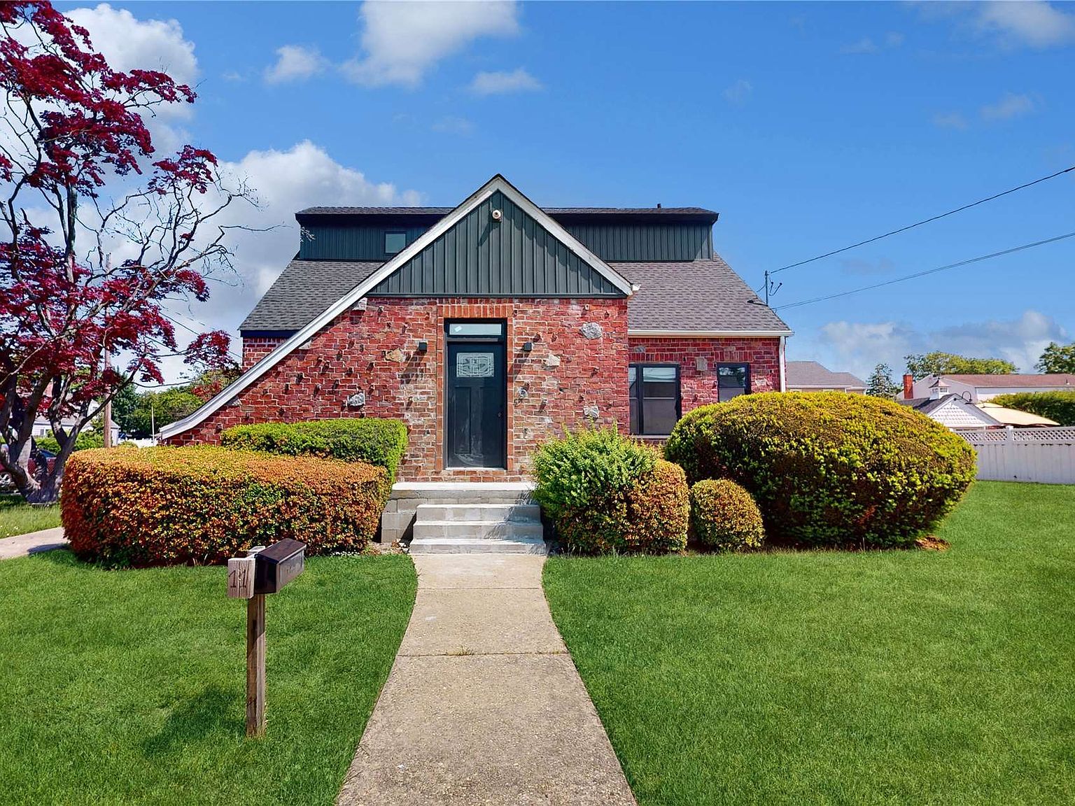 11 Walnut Avenue, Farmingdale, NY 11735 Zillow