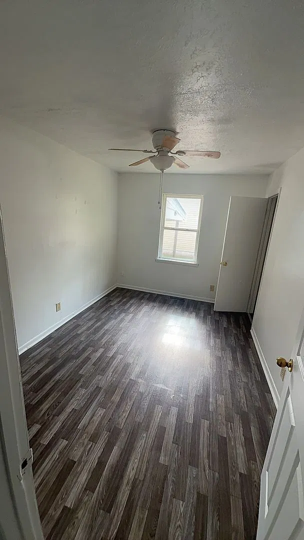 2 Bedroom Duplex Available Now! — Photo 4