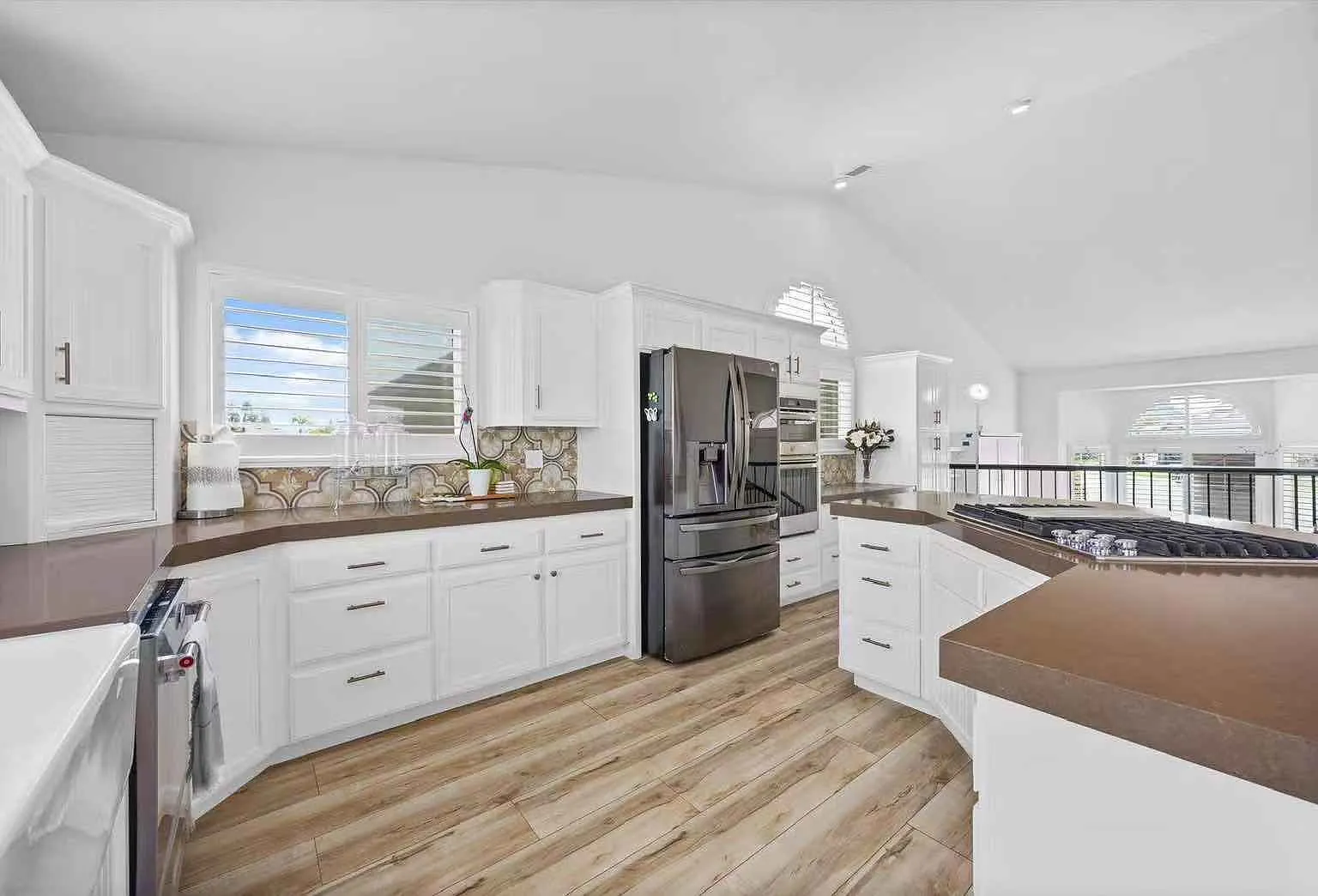 5209 Outlook Ln — Photo 3