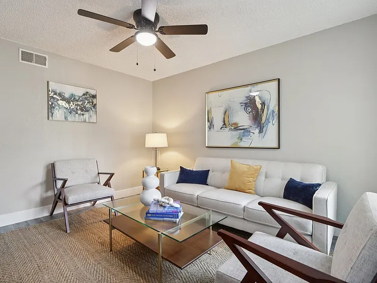 Sunrise in Chandler Apartments — Photo 72