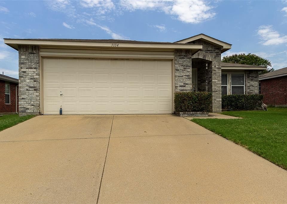 1st image of 3104 Valley Crest Dr