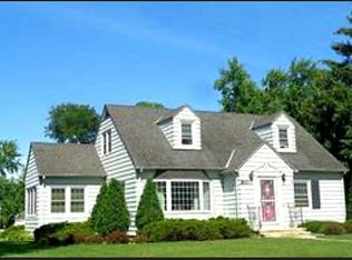 810 6th Ave SW, Faribault, MN 55021