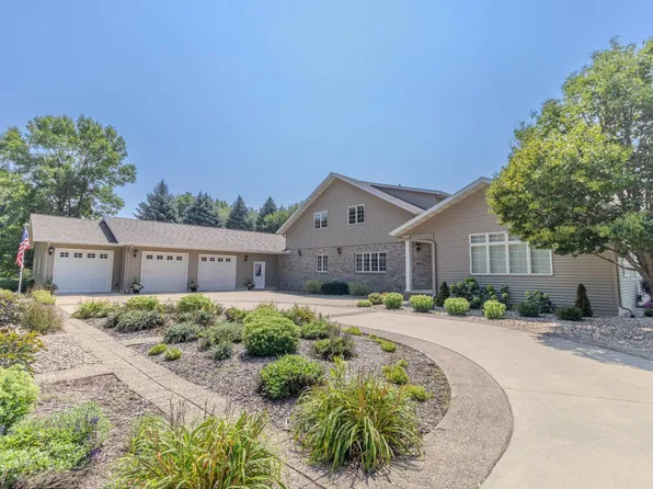 1393 Springfield Pkwy, Jackson, MN 56143