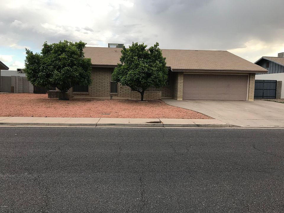 1st image of 915 E Garnet Ave