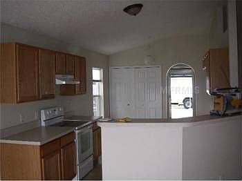 4th image of 936 Salerno Ct