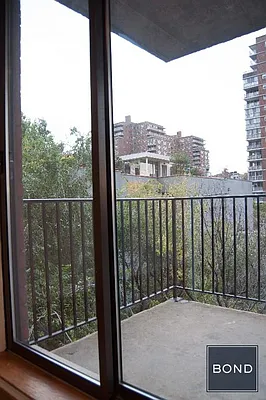 Rented by Bond New York | media 2