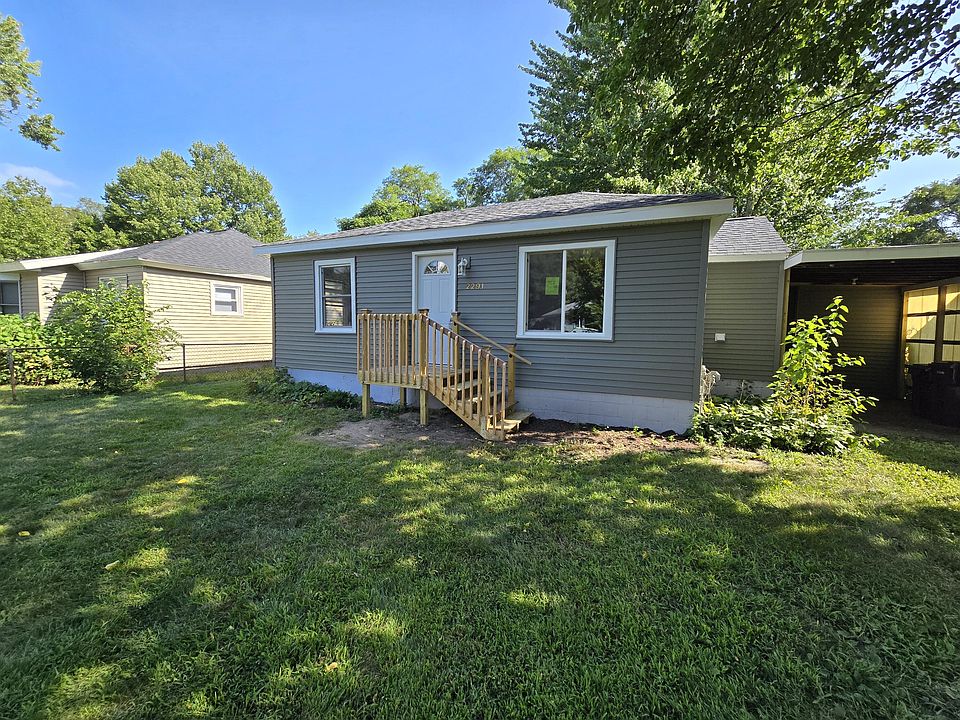 1st image of 2291 Madalene Ave