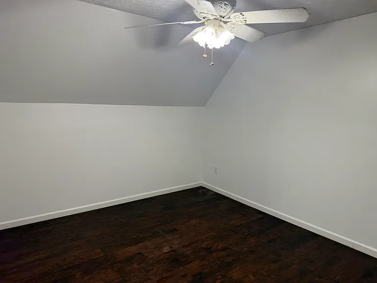 890 S Jeff Davis Dr #A — Photo 5