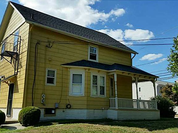 3rd image of 1998 Mineral Spring Ave #1