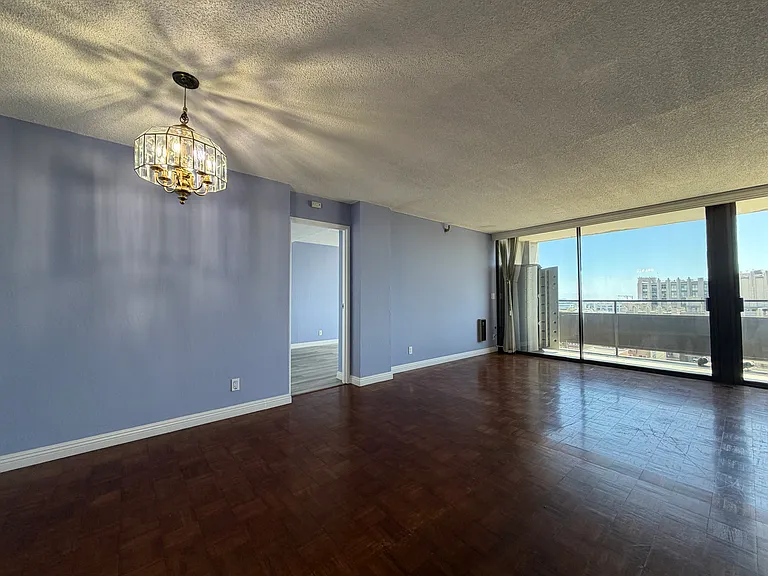 801 Franklin St #104 — Photo 2