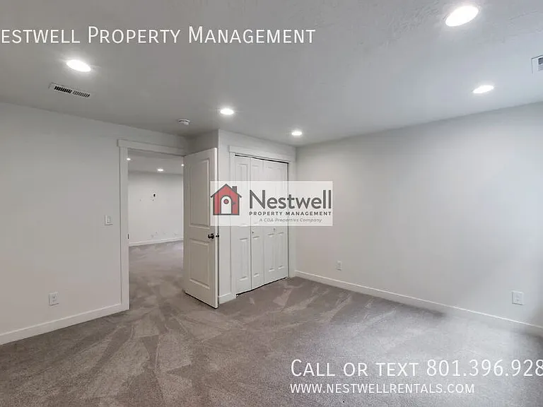 4954 W Evergreen Ln — Photo 21