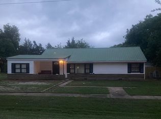 723 W Elmwood Ave, Morris, OK 74445