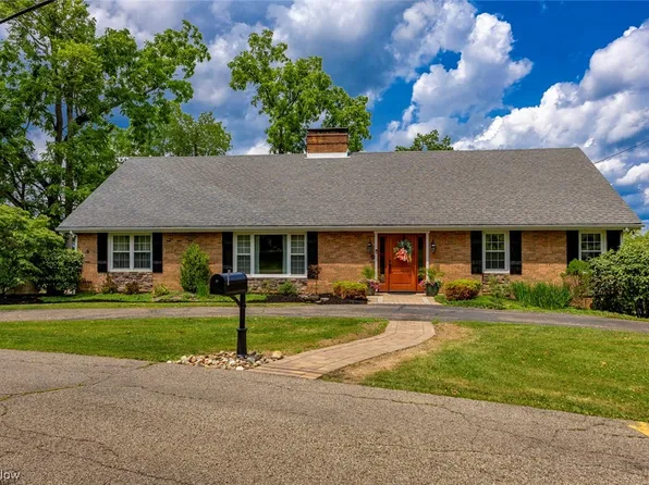 68455 Rolling Acres, Saint Clairsville, OH 43950