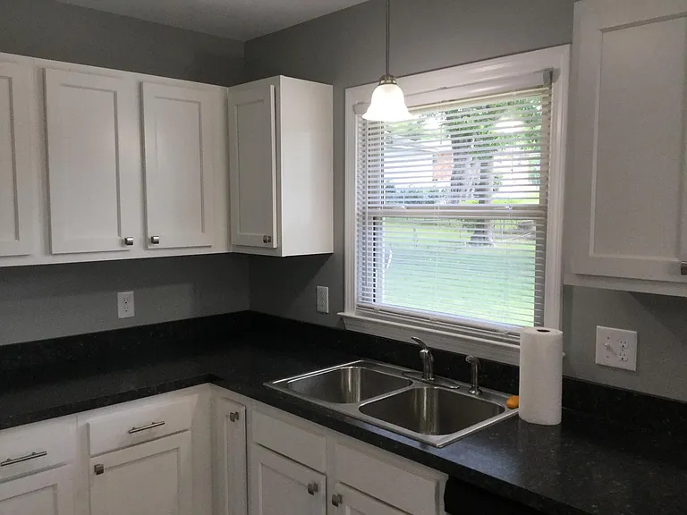2926 Brigadoon Pkwy — Photo 9