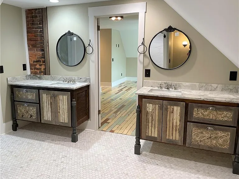 185 W Moreno St — Photo 10